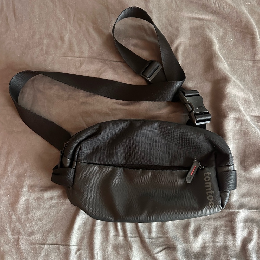 Tomtoc Black Crossbody Bag